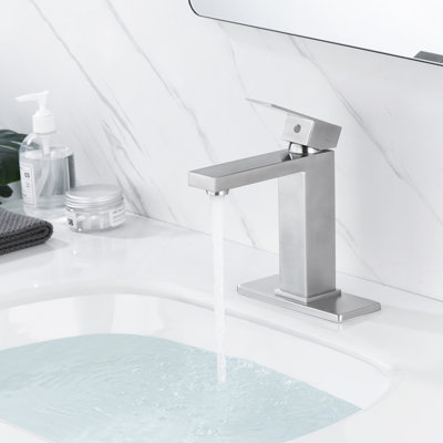 Single-Hole Single-handle Bathroom Faucet with Drain Assembly