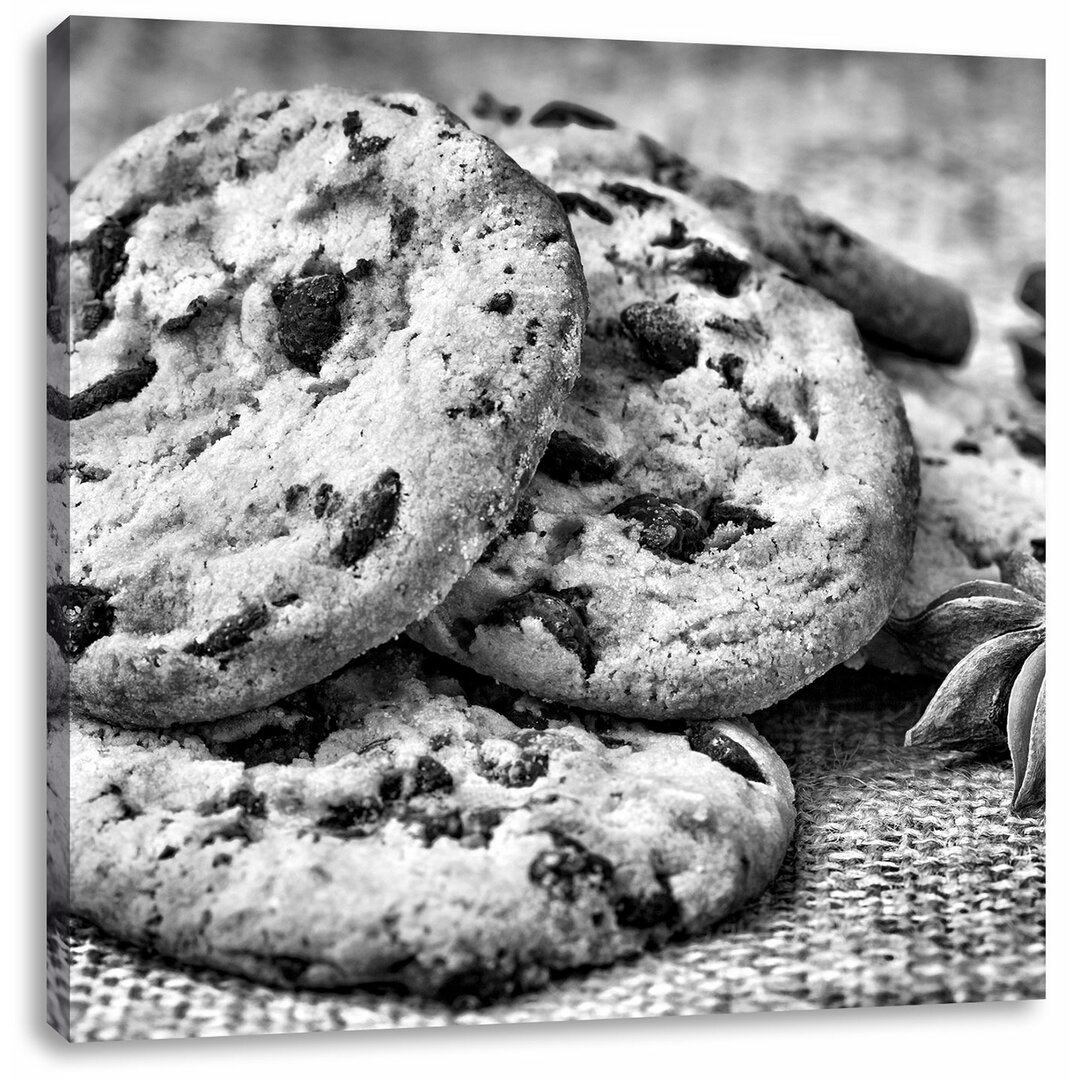 Leinwandbild Süße Cookies mit Schokostückchen