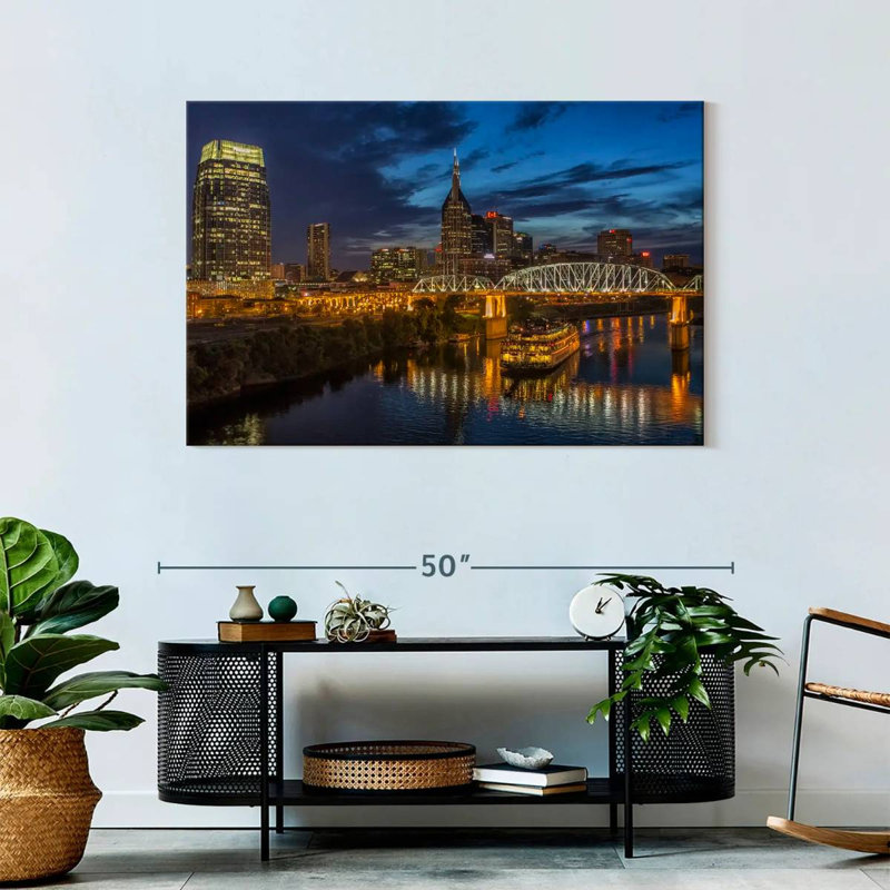 Rorry Nashville Night, 30" H x 45" W
