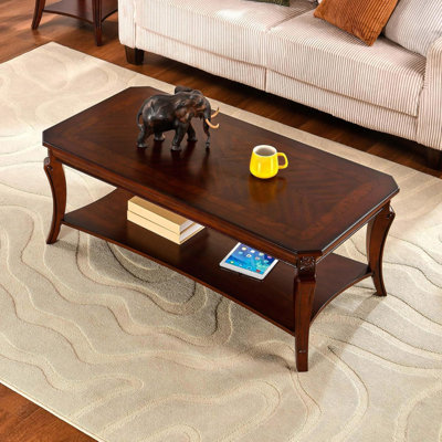 Traditional Coffee Table With Curved Legs