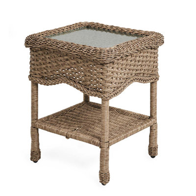 Table de bout intérieure / extérieure en osier avec plateau en verre