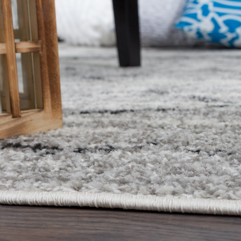 Tapis gris à motif géométrique Pinkston, Rectangle 3 pi 3 po x 4 pi 11 po