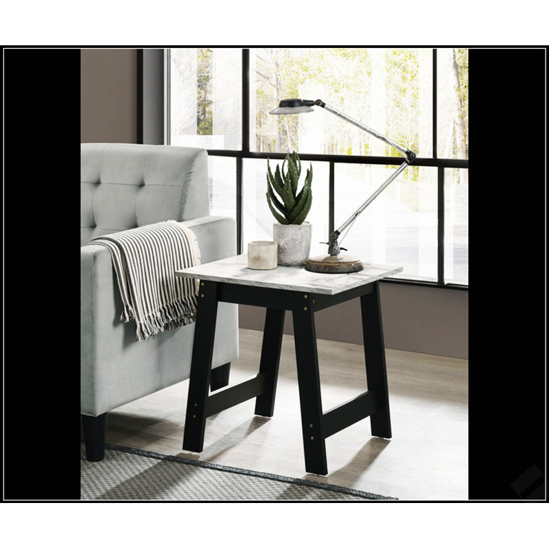 Élégante table de bout noire de 19 pouces de large avec plateau en faux marbre, parfaite pour ajouter de l'élégance et de la fonctionnalité à tout espace de vie.