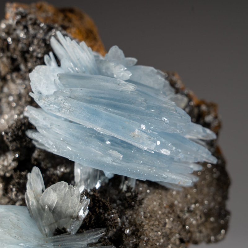 Barite bleue de Jebel Ouichane, Sagangane, province de Nador, région de l'Oriental, Maroc
