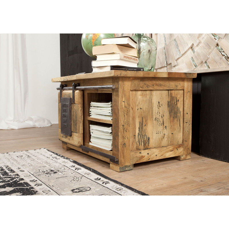 Railway Blanket Chest