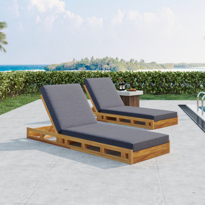Chaise longue en bois d'acacia de patio Vane avec dossier et coussin réglables