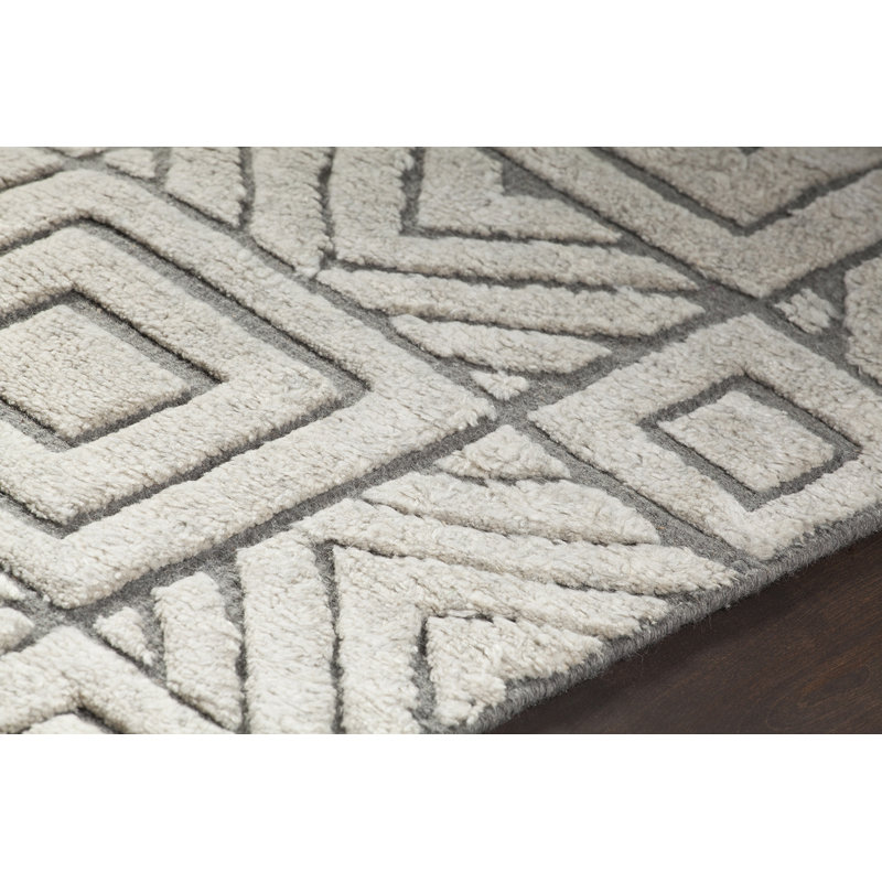 Genna Hand-Knotted White/Gray Area Rug, Rectangle 5' x 7'6"