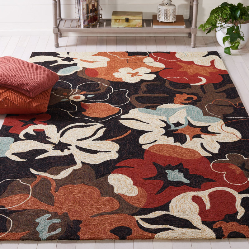 Doyle Hand-Hooked Black/Brown/Beige Area Rug, Rectangle 5' x 8'