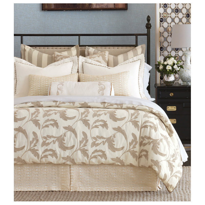 Bramble Comforter