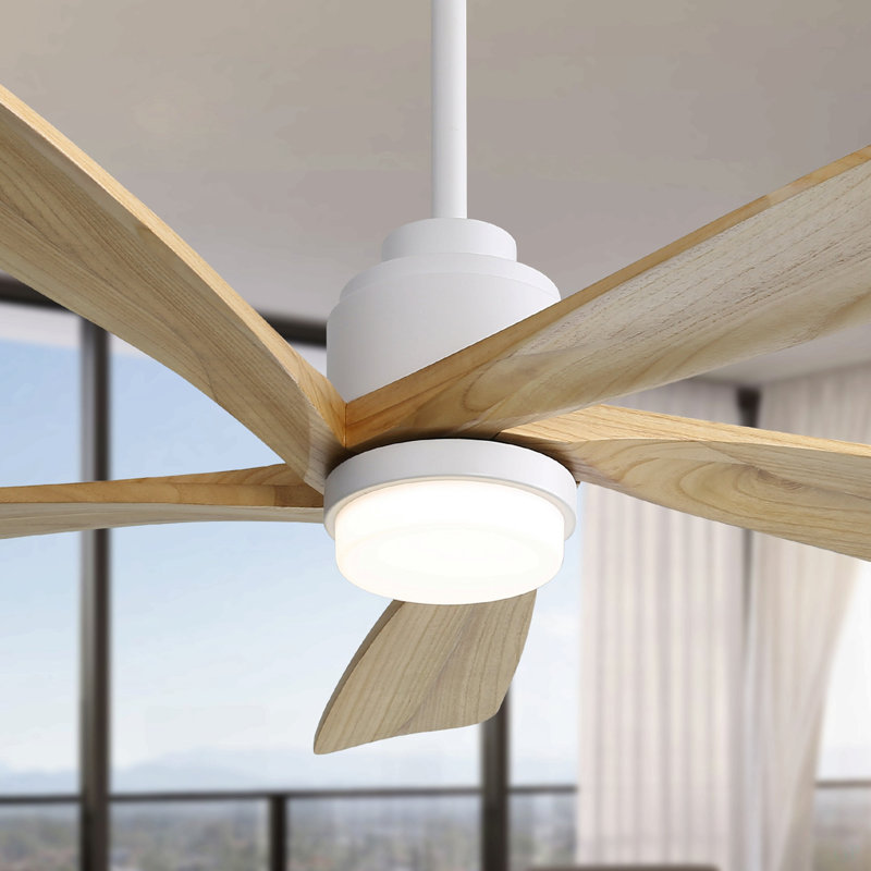 Ventilateur de plafond 52 pouces avec lumière à DEL à intensité variable et 5 pales en bois massif avec moteur à courant continu réversible et télécommande intelligente