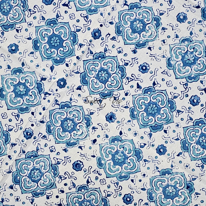 Oeste Rectangle Floral Cotton Tablecloth, 60" x 90"