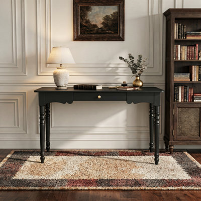 Table d'appoint à pieds tournés l 47,2 po