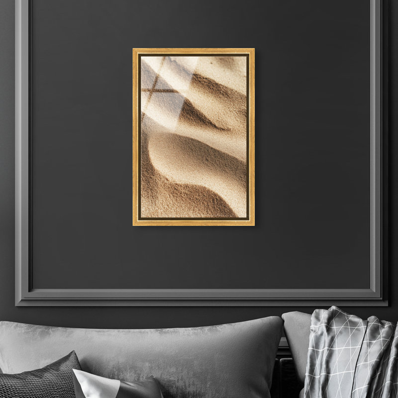 Vagues du désert Impression abstraite sur verre acrylique brillant par Oliver Gal, H 16 po x l 11 po, Gold Frame