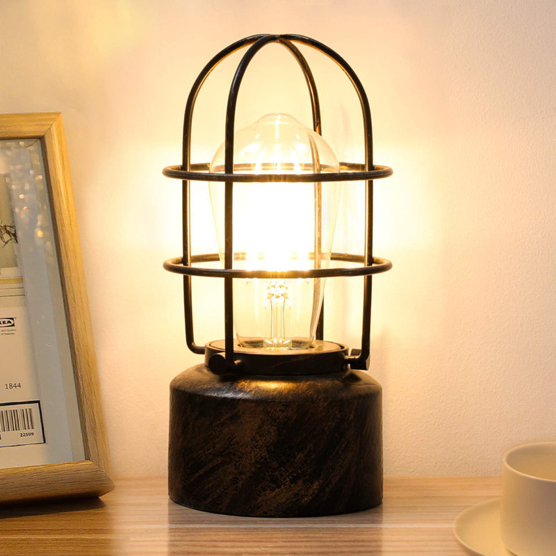 Lundeen Novelty Lamp, Black