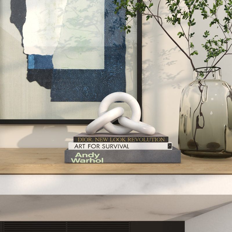 Sculpture en marbre faite à la main, H 2,5 po x l 9,95 po x P 4,95 po, Blanc