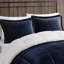 Édredon en duvet synthétique - double / grand, bleu marine + confortable, 2 taies décoratives et 1 coussin décoratif