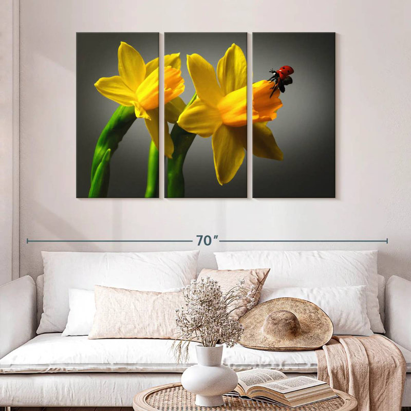 Harnek Ladybug On Daffodil, 32" H x 50" W