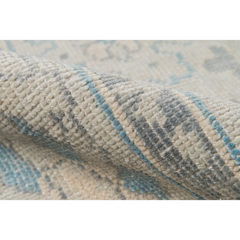Tapis ivoire / bleu en laine noué à la main Concord Lowell, Rectangle 5 pi 6 po x 8 pi 6 po