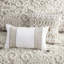 Housse de couette 100% coton taupe avec ornement en chenille ravissante