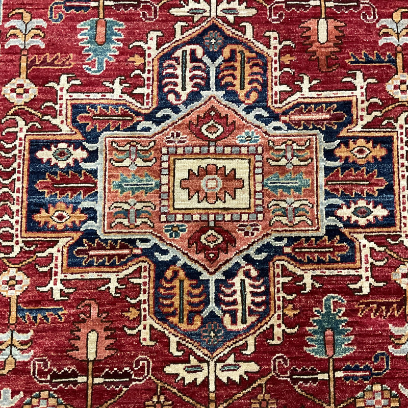  Handmade Serapi Wool Rug