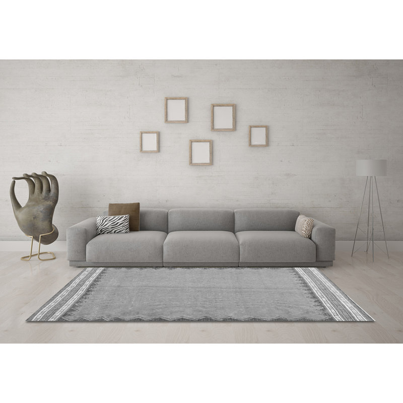 Brance Performance Oriental Indoor Rug, Round 8'