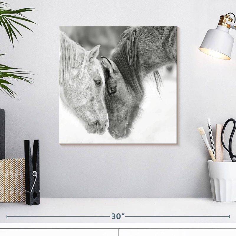 Crowle B and W Horses I, H 16 po x l 16 po
