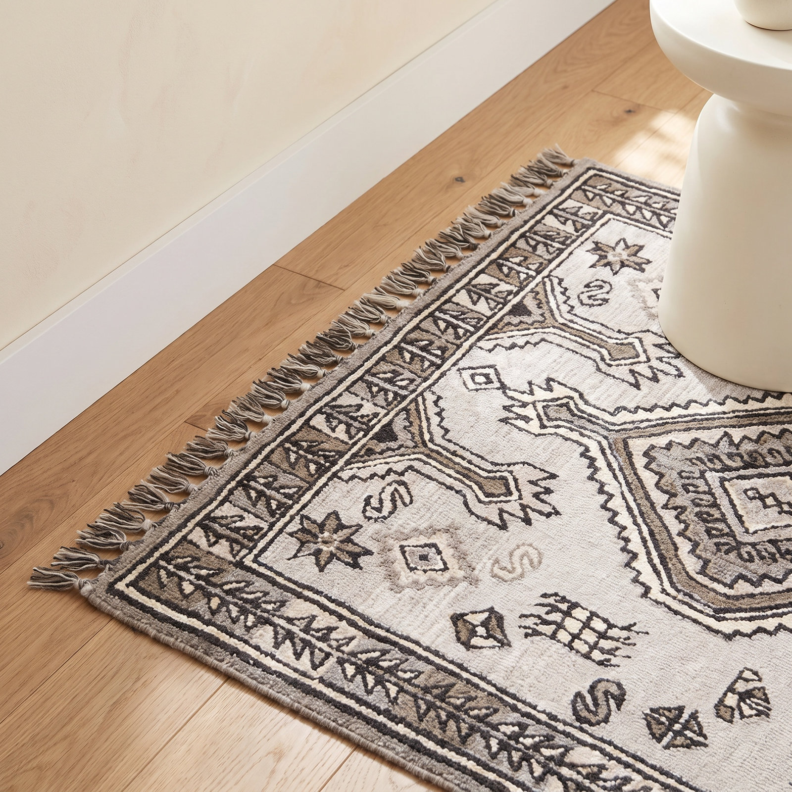 Bronte Gray Hand-Tufted Wool Rug, Rectangle 2' x 3'