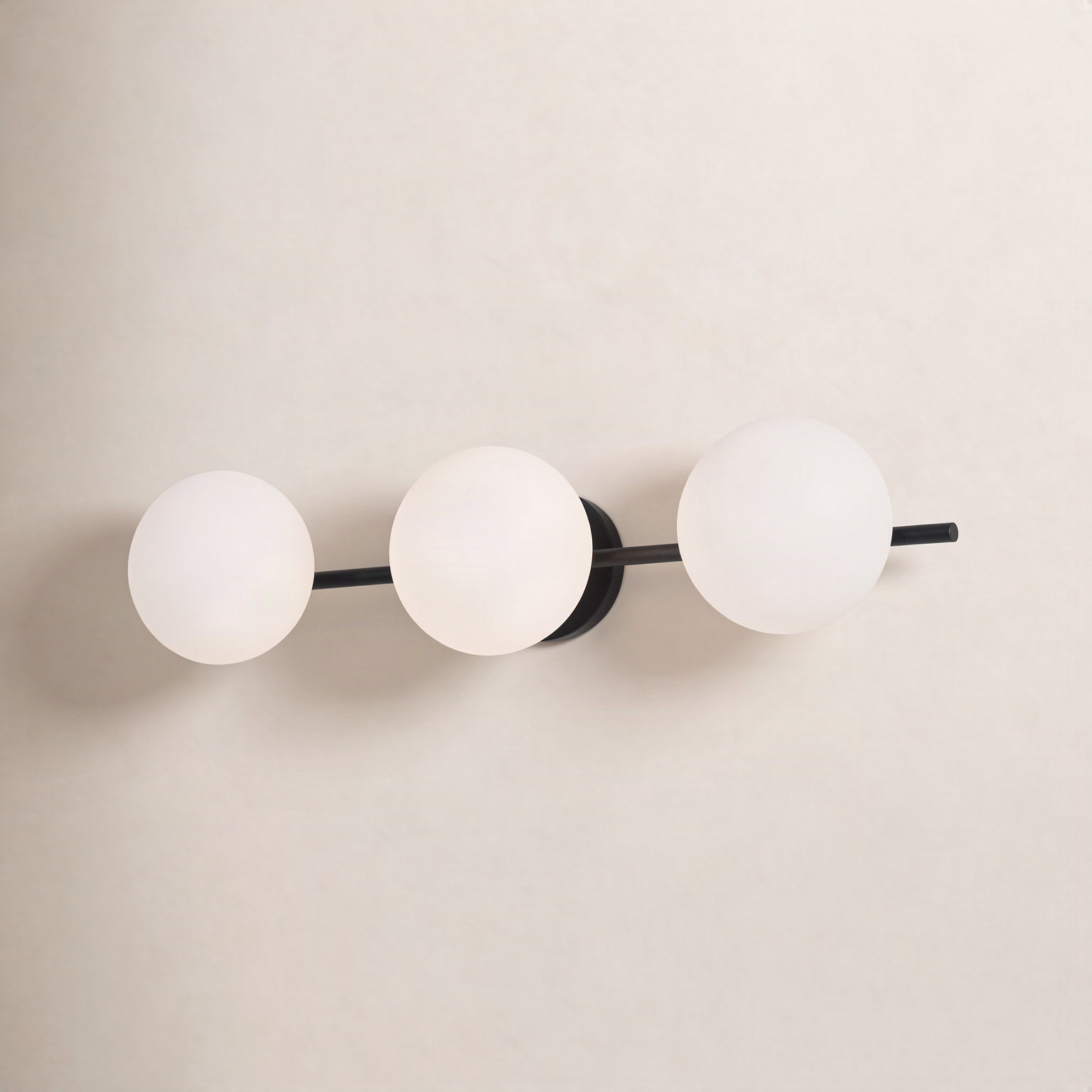 Vibi 3-Light Vanity Light, Black