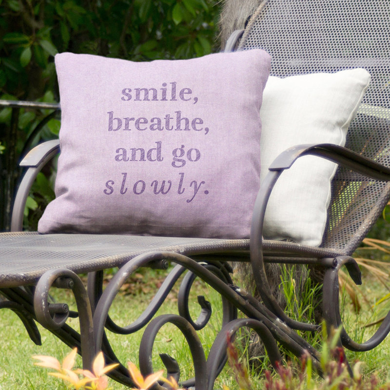 Coussin décoratif intérieur/extérieur lente go, 18 po x 18 po, Mauve