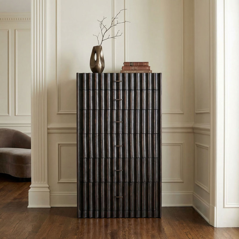 Izzy 6 - Drawer Dresser