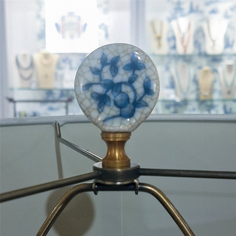 Filigree Table Lamp