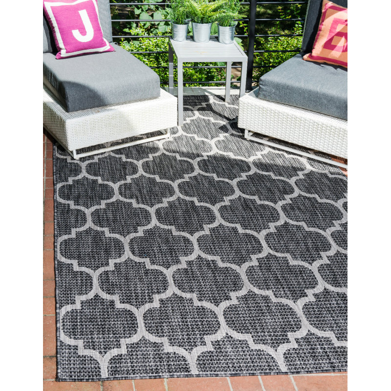 Tapis noir et beige à motif géométrique pour l'intérieur et l'extérieur Bartman, Rectangle 4 pi 1 po x 6 pi 1 po