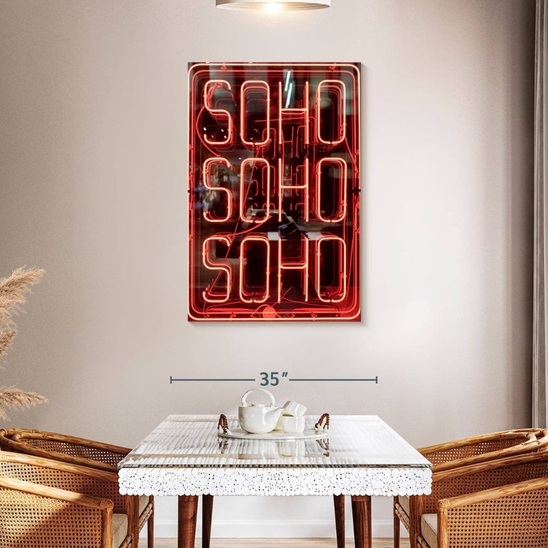 Enseigne néon rouge Tergel Soho, H 45 po x l 30 po