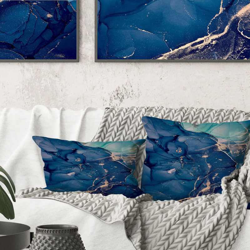 Coussin Blue Ink Clouds II, 16 po x 16 po