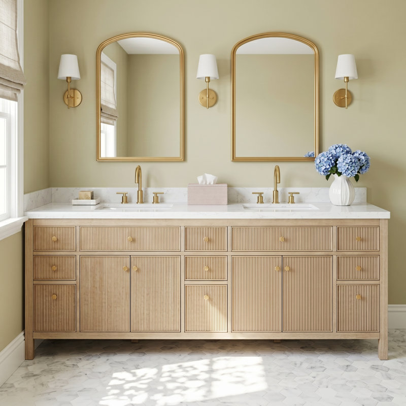 Meuble-lavabo double Lala de 84 po avec comptoir en pierre reconstituée blanche grainée, sans miroir, Chêne naturel