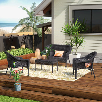 Kentwood 4 - Person Patio Conversation Set