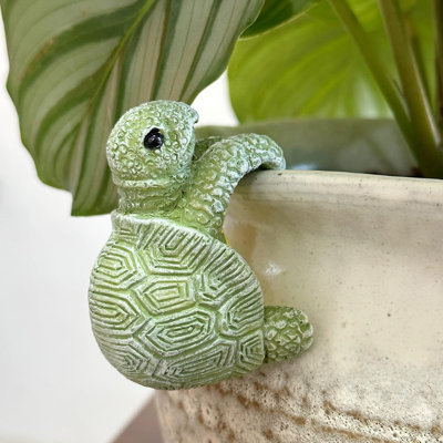 Brayah Resin Garden Statue
