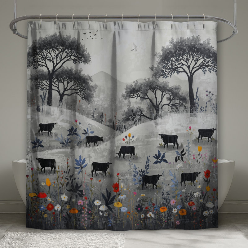 Rideaux de douche Cows In Black White Landscape, L 70 po x H 84 po