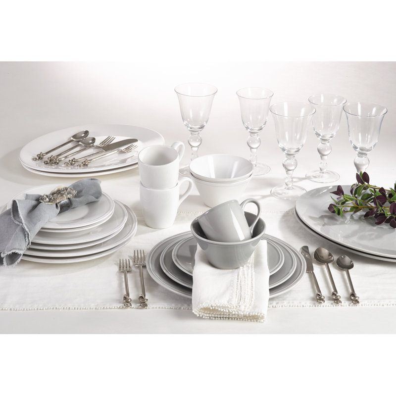 Assiettes plates classiques en grès (lot de 2) - Vaisselle minimaliste en céramique avec une finition lisse et brillante et un bord légèrement surélevé, idéale pour les repas de tous les jours, les tables modernes, les soupers et les réceptions.