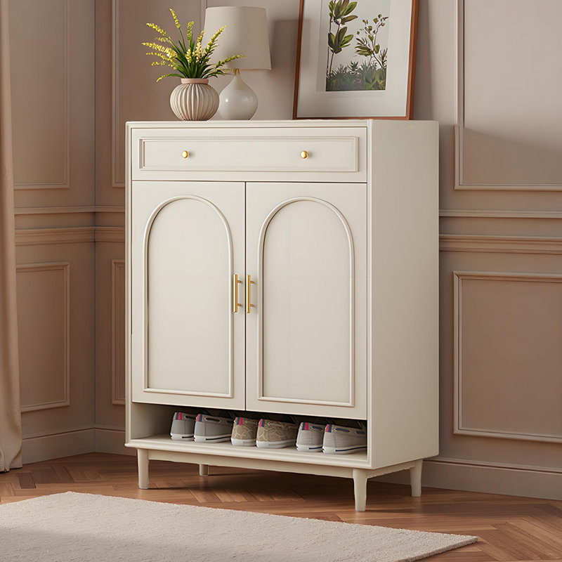Millstream, Ivory