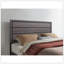 Élégant très grand lit gris au design réducteur de bruit et facile à assembler pour les chambres à coucher modernes