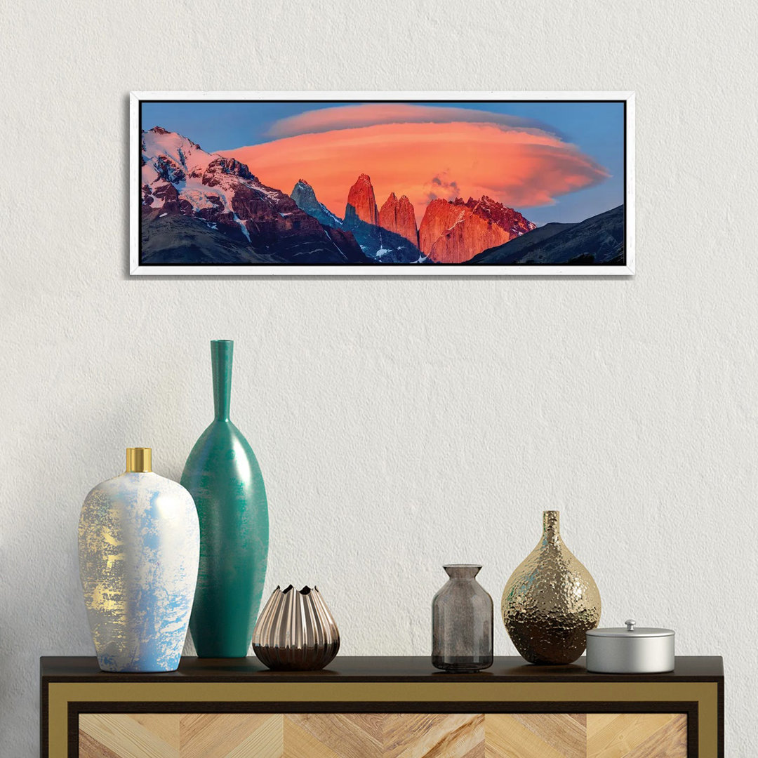 Landscape With Mountains At Sunset, Torres Del Paine National Park, Chile 1PC6