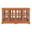Vitrine antique en verre de chêne foncé avec portes grillagées, tablettes réglables et lumières à DEL activées pour une base de style armoire intérieure, décoration télécommandée-125546763