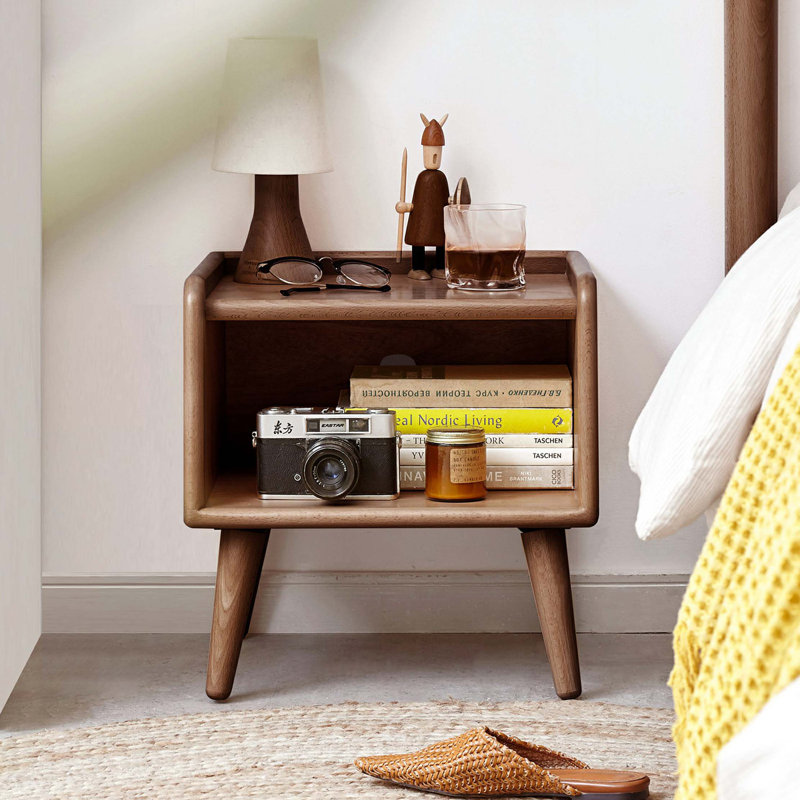 Armoire de chevet en bois massif Pure