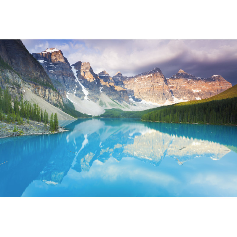 Spectaculaire lac Moraine par Glowingearth, H 8 po x l 12 po