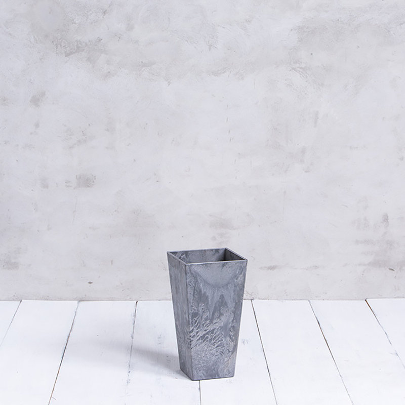 Sewickly Pot Planter, Gray, 19.5" H x 10.25" W x 10.25" D
