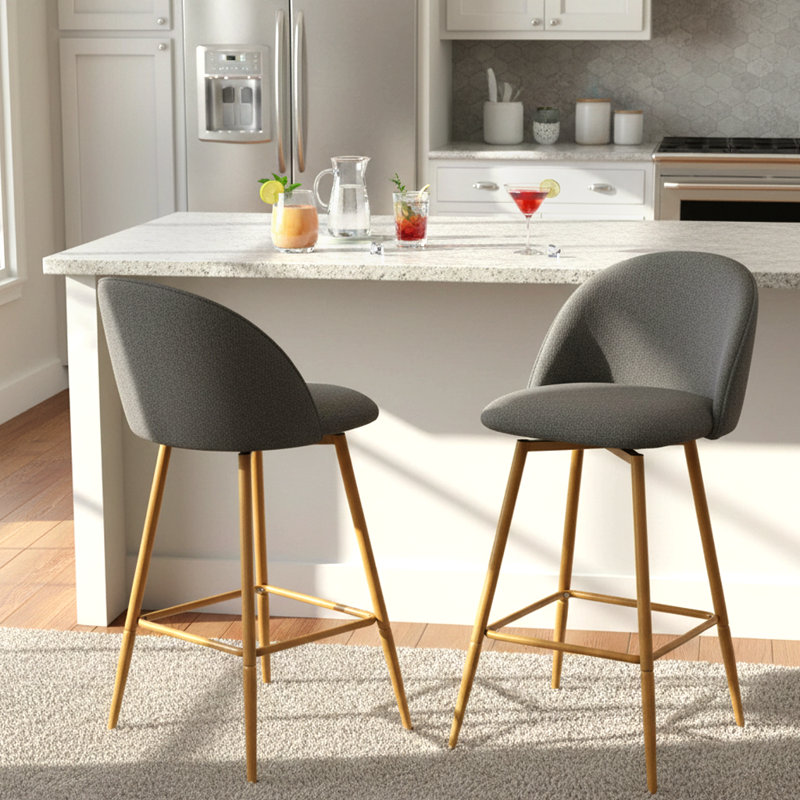 Tabouret de bar avec tabouret de comptoir pivotant à hauteur de siège de 26 po avec repose-pieds pour îlot de cuisine Cusick