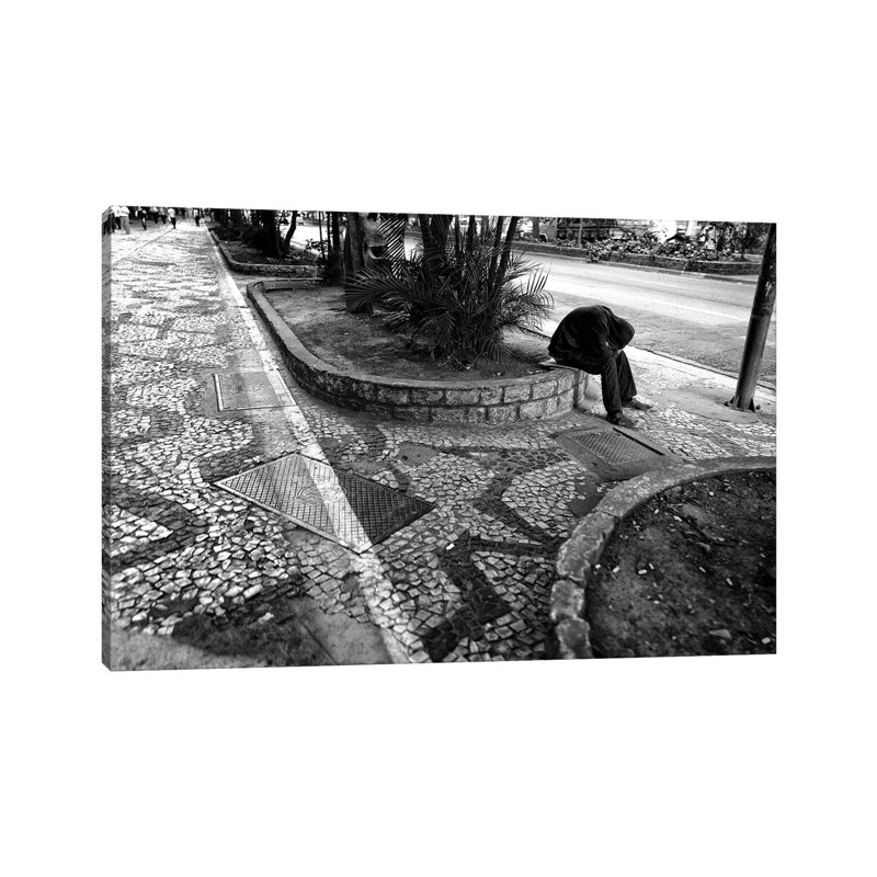 Street Photography Liv by Glauco Meneghelli - Wrapped Canvas Print, 30.48 cm H x 45.72 cm W