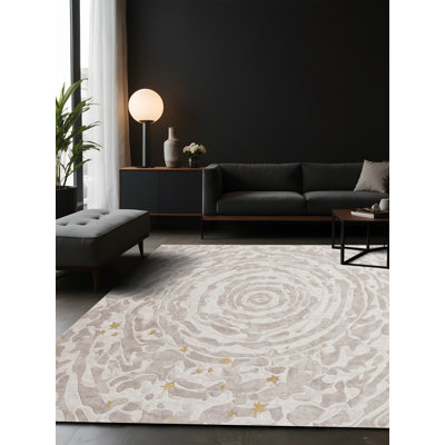 Tapis beige soyeux et moelleux
