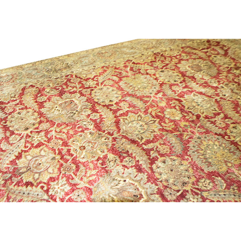 High-Quality Hand-Knotted Red And Green Area Rug